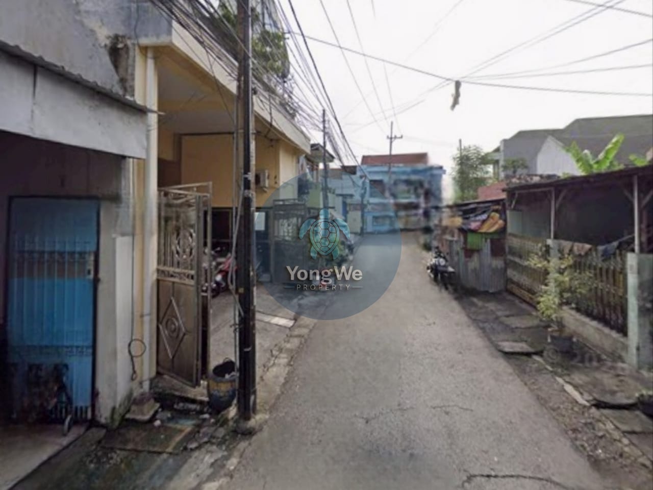 Tampak Dalam